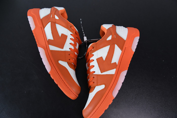 Onekick OFF WHITETM C O VIRGIL ABLOH OUT OF OFFICE LOW-TOP LEATHER SNEAKERS "OOO"