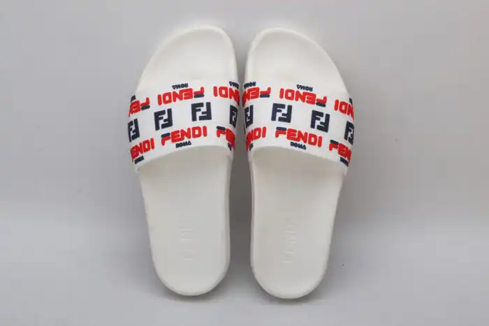 Cheap Fend1 Slippers