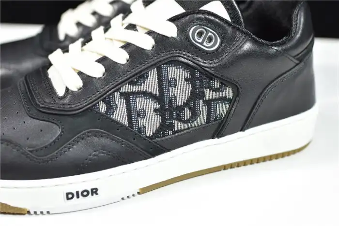 DR B27 SNEAKER