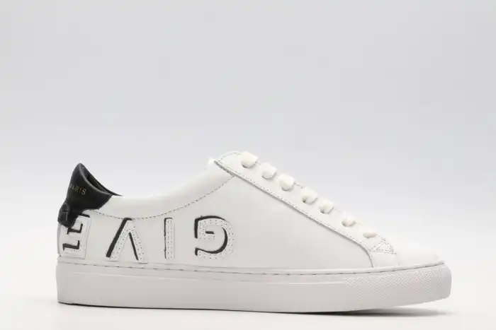 Rep Givench LOW-TOP SNEAKER