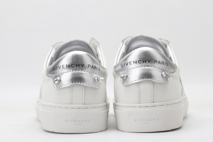 Onekick Givench LOW-TOP SNEAKER