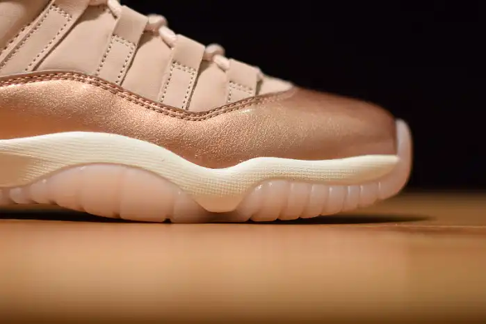 Air Jordan 11 Low GS Rose Gold AH7860-105