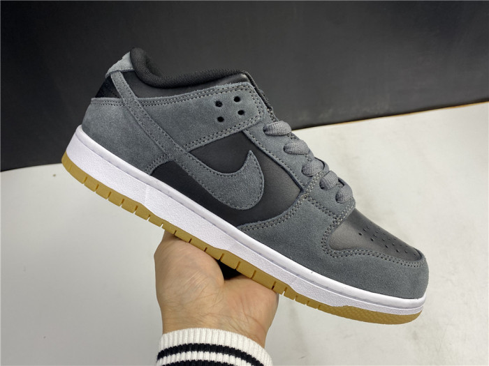 Nike SB Dunk Low Dark Grey Black Gum AR0778-001