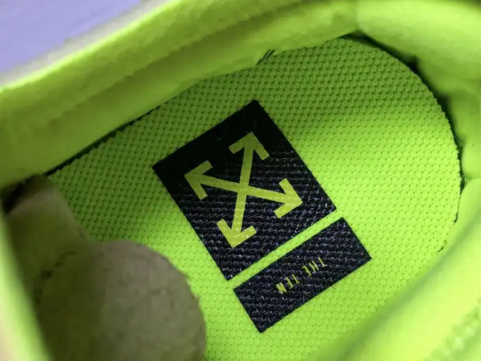 AIR FORCE 1 LOW OFF-WHITE VOLT AO4606-700