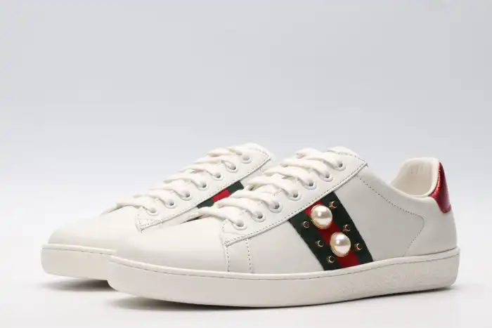 GUCC LOW-TOP SNEAKER