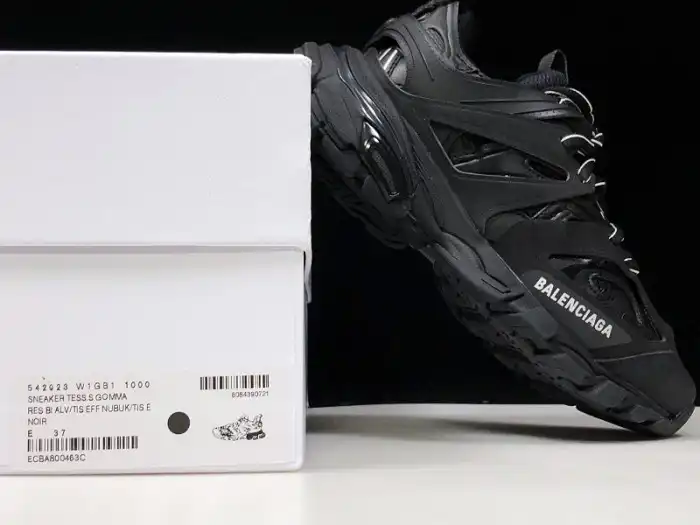 BLCG TRACK TRAINER 'TRIPLE BLACK' 542023 W1GB1 1000