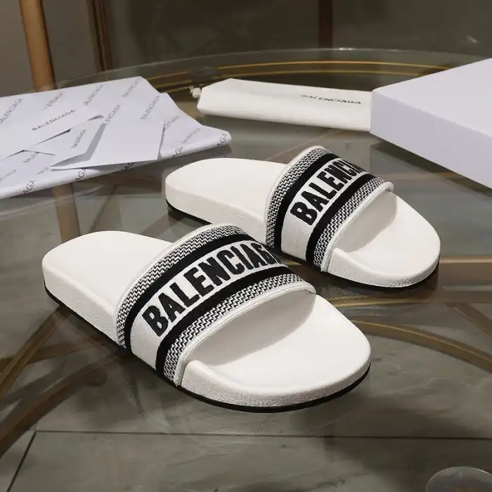 Rep BLCG SLIPPERS