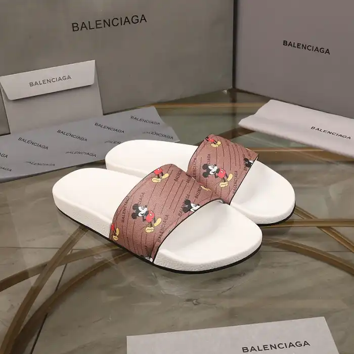 Rep BLCG SLIPPERS