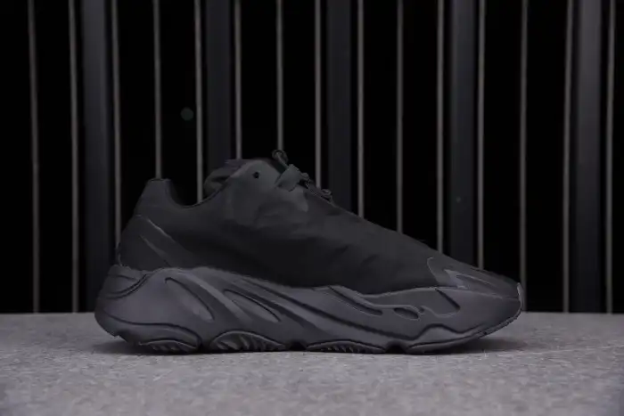 Rep Adidas Yeezy Boost 700 MNVN Triple Black FV4440