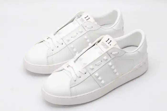 Cheap VALENTIN0 SNEAKER