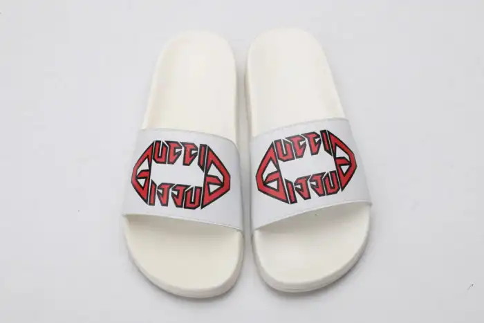 GUCC SLIPPERS