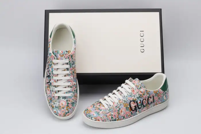 GUCC LOW-TOP SNEAKER