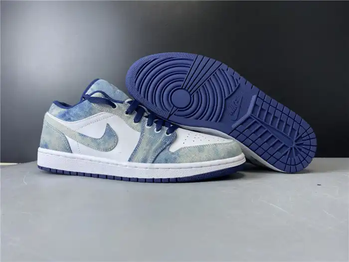 Air Jordan 1 Low Washed Denim CZ8455-100