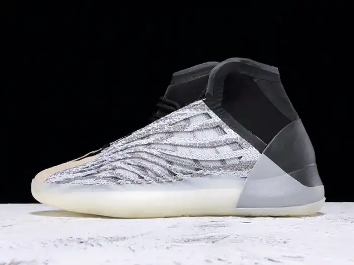 Adidas Yeezy Basketball Quantum EG1535