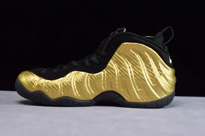 Onekick Nike Air Foamposite Pro Metallic Gold Black mens 624041-701