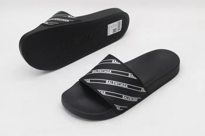 Cheap BLCG SLIPPERS