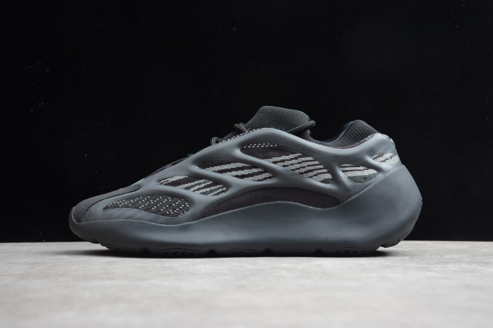 Adidas Yeezy Boost 700 V3 Black H67799