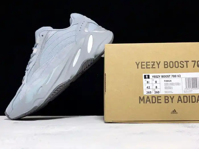 Rep Adidas Yeezy Boost 700 v2 Hospital Blue FV8424