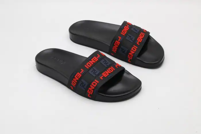 Rep Fend1 Slippers