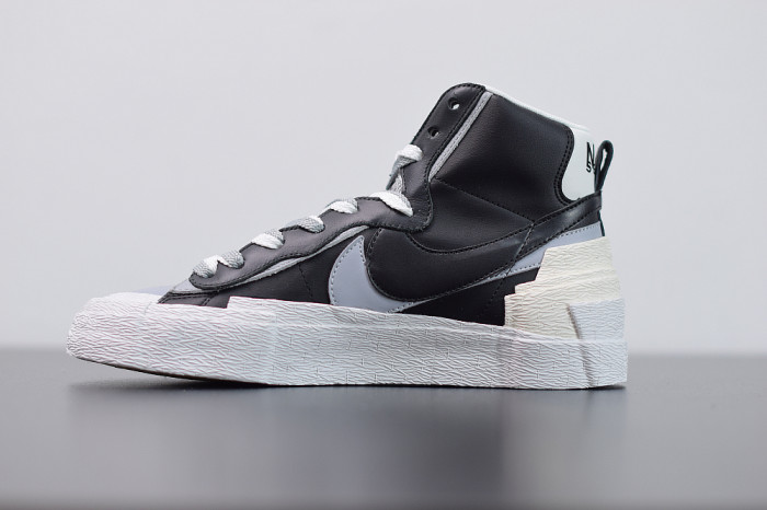 Onekick SACAI X NIKE BLAZER MID BLACK GREY BV0072-002