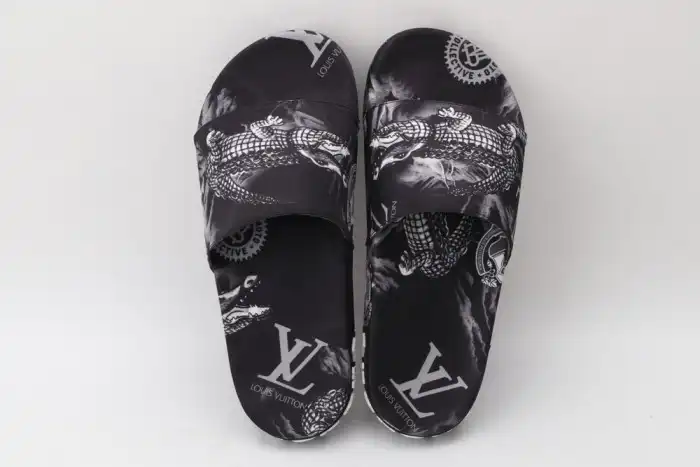 Rep Loui Vuitto SLIPPERS