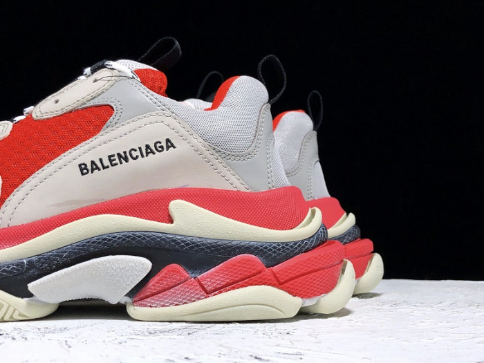 BLCG Triple S Red Grey White 536737 W09OH 6495