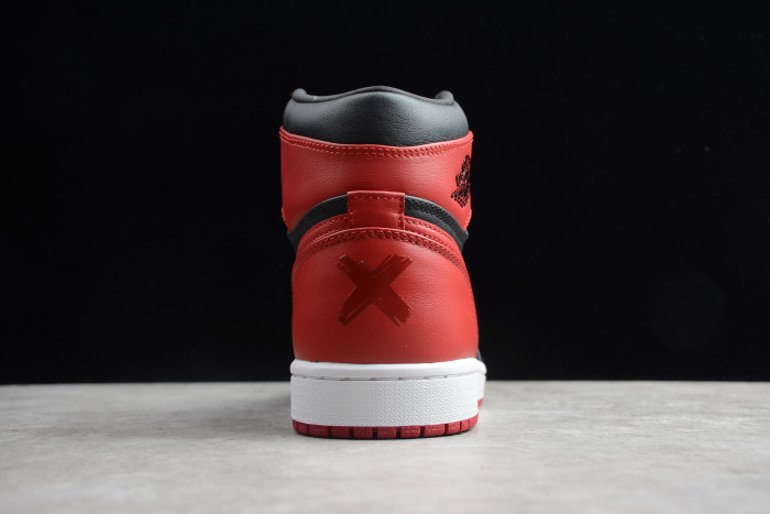 Air Jordan 1 Retro Banned 432001-001