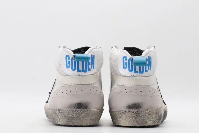 GGD SNEAKERS