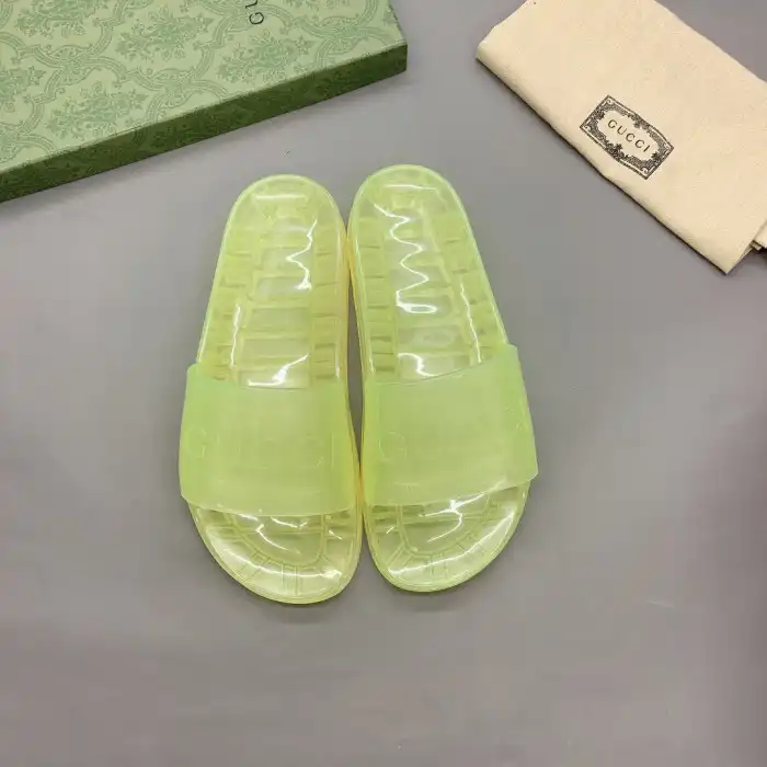 GUCC SLIPPERS