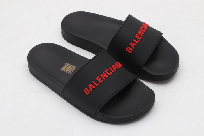 BLCG SLIPPERS