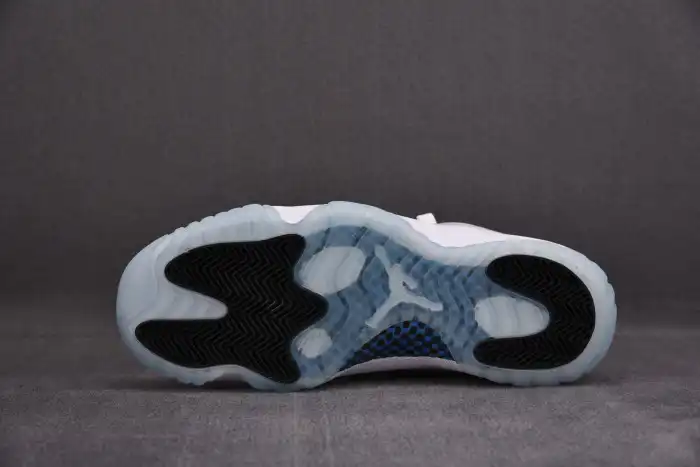 Air Jordan 11 Low Legend Blue AV2187-117