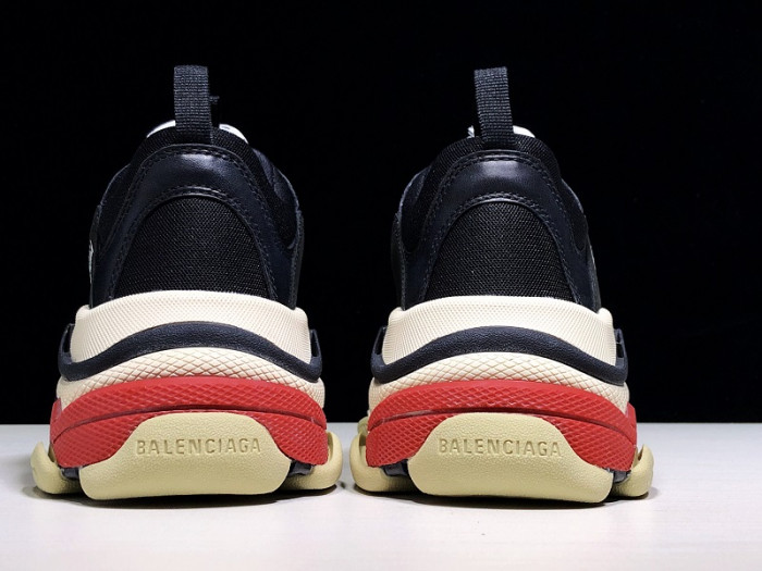 Onekick BLCG TRIPLE S TRAINER 'BLACK RED' 2018 533882 W09O1 1000