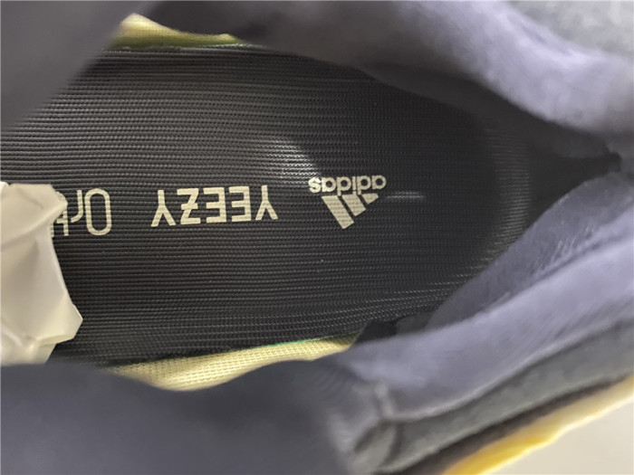 Onekick ADIDAS YEEZY 700 V3 SRPHYM"G54853