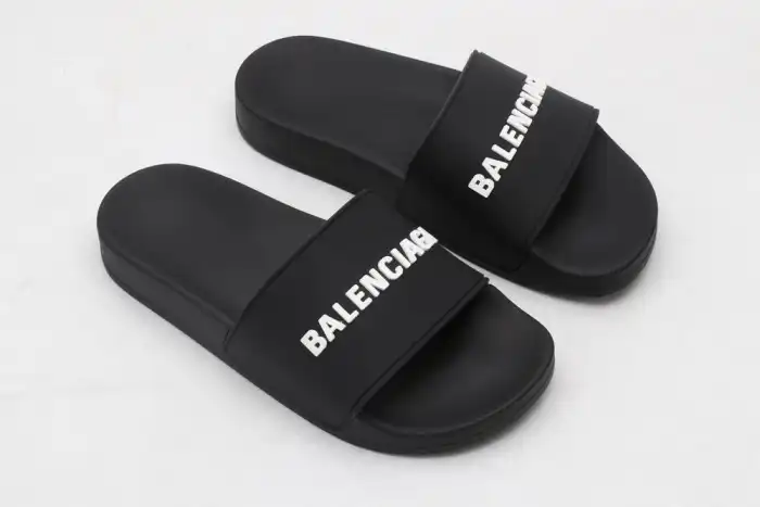 Rep BLCG SLIPPERS