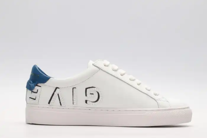 Givench LOW-TOP SNEAKER