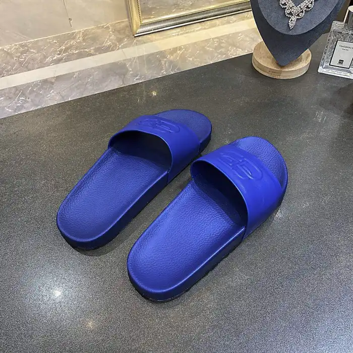 Rep BLCG SLIPPERS