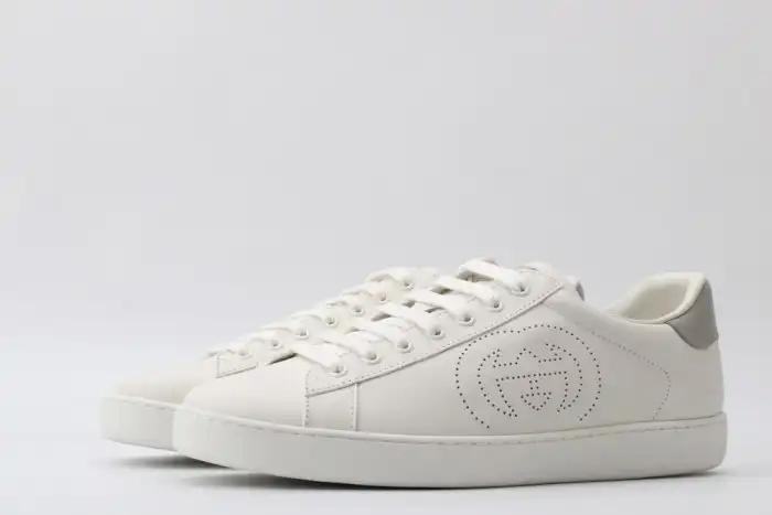 GUCC LOW-TOP SNEAKER