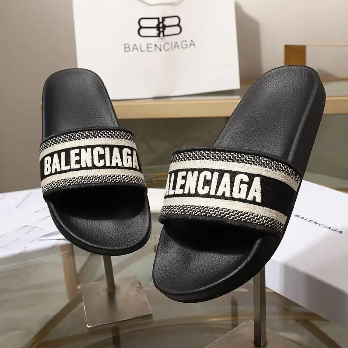 Rep BLCG SLIPPERS