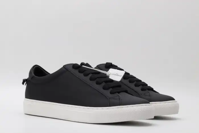 Cheap Givench LOW-TOP SNEAKER