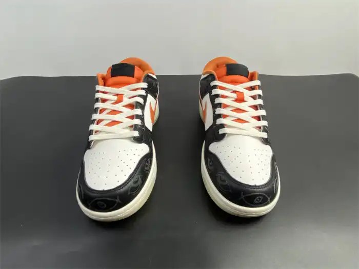 Nike Dunk Low PRM Halloween (2021) DD3357-100