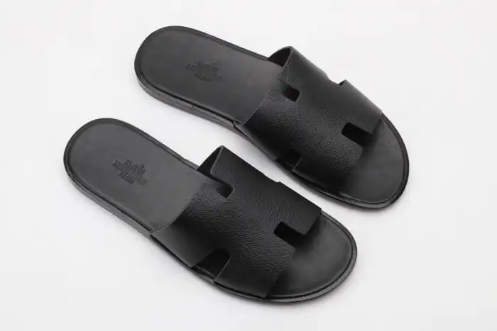 Herme Slippers