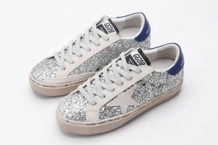 GGD SNEAKERS