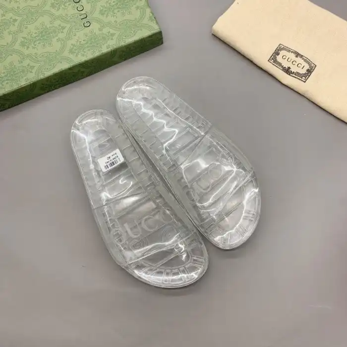 GUCC SLIPPERS