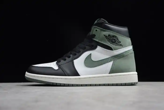 Air Jordan 1 Retro High OG Clay Green 555088-135