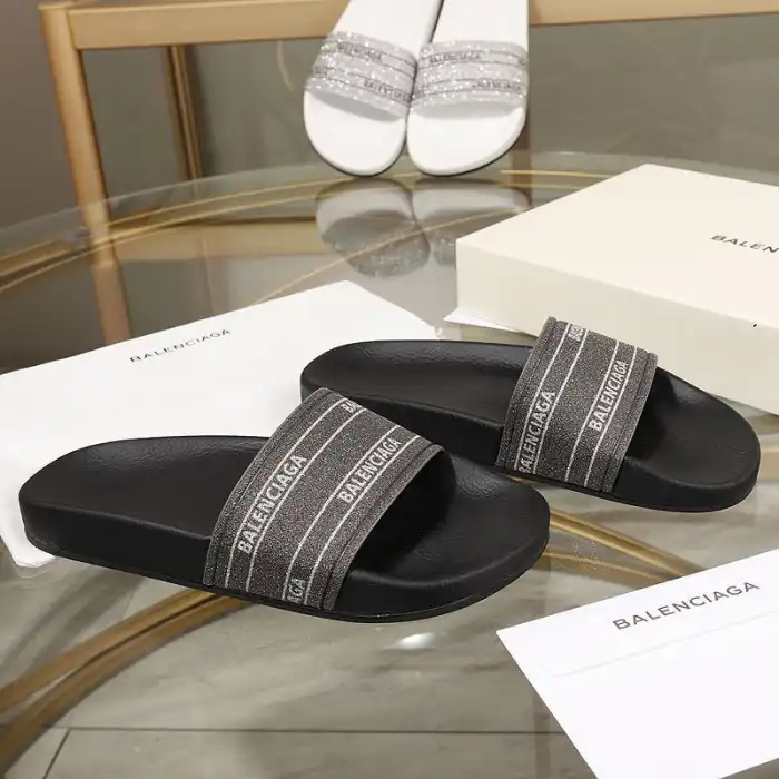 Rep BLCG SLIPPERS