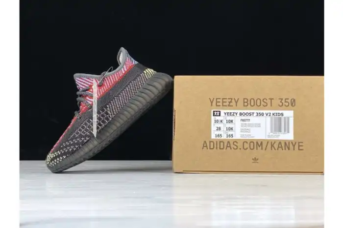 ADIDAS KIDS YEEZY BOOST 350 V2 YECHEIL FX0777