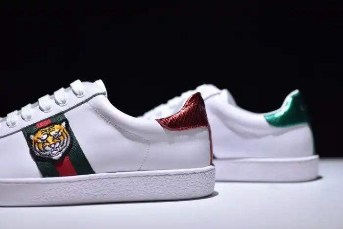 Rep GUCC Ace Embroidered Low-Top Sneaker 457132 02JP0 9064