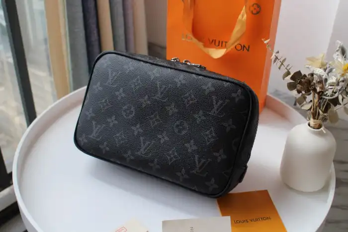 LV BAG 24.5*7*15.5 CM