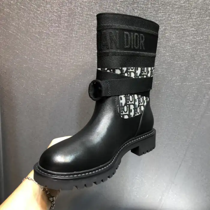 DR BOOTS