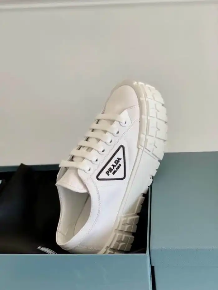 Cheap PRAD 21ss sneaker